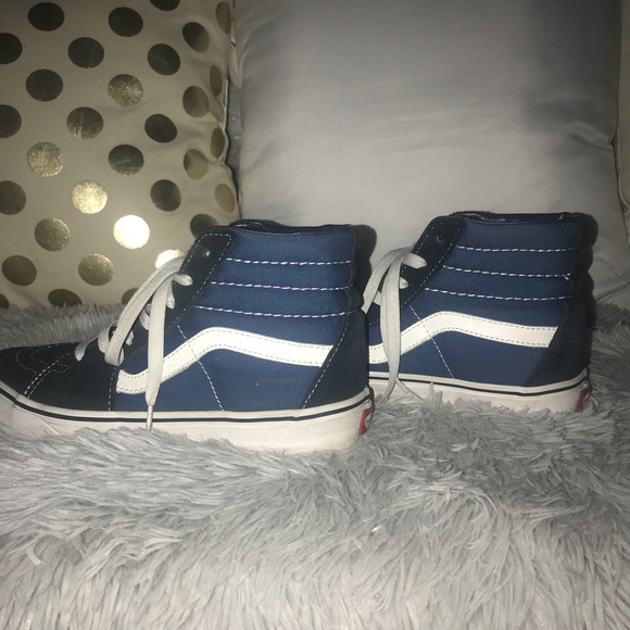 Vans - Picture 2 of 3